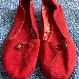 Mad Love red flats size 9